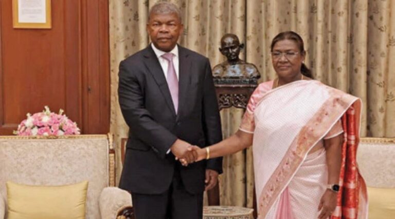 7780E46C-73B6-4CB9-A1F2-50E5AD8BF9BF