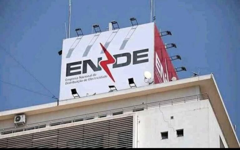 7F17D004-5661-4F66-B9CD-6AD744FDF156