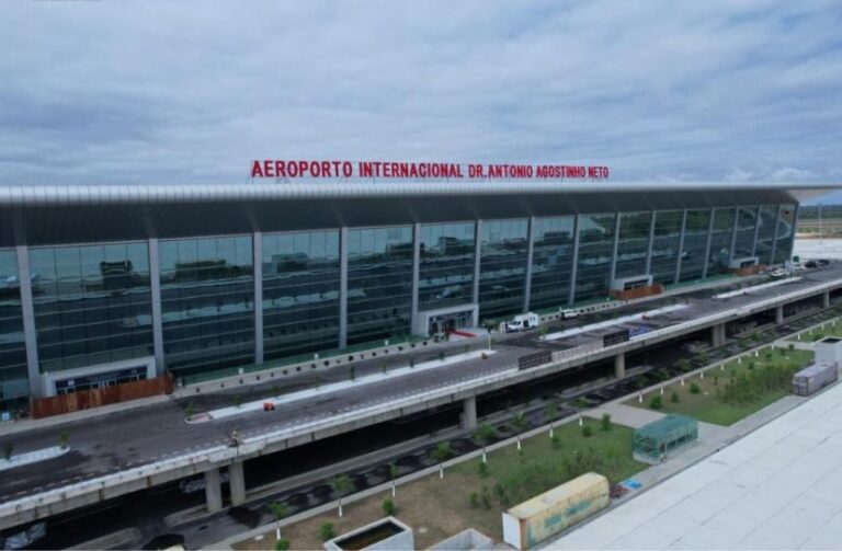 8A9624D3-6C2F-4E43-88C3-913ABB1A68AD