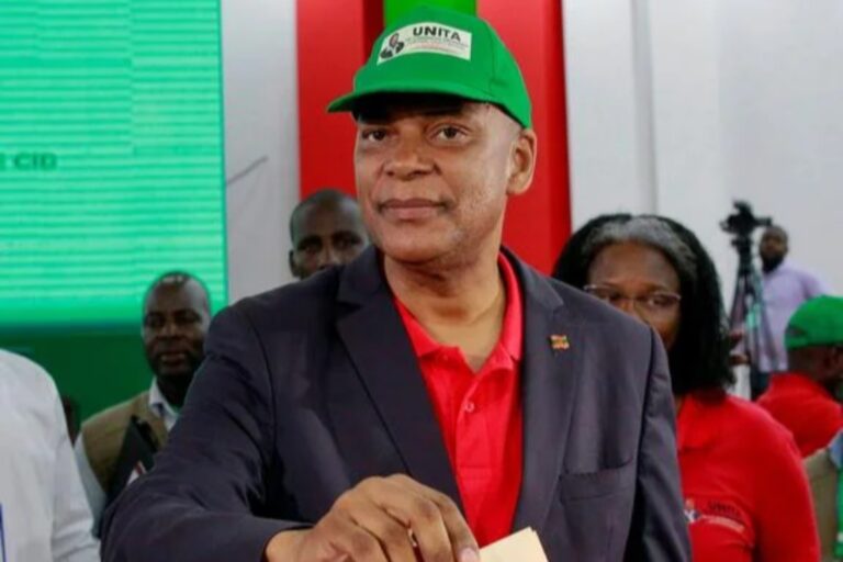 97110CFD-8803-47D9-8979-4AA8B509B3A0