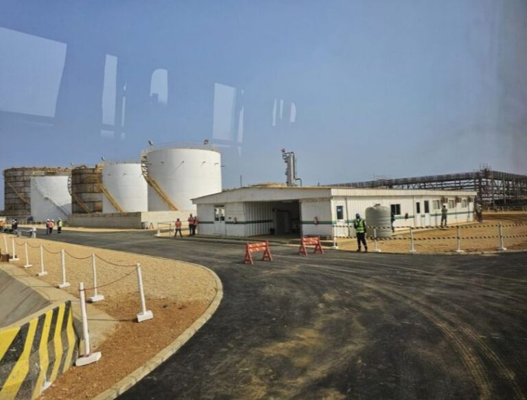 A643893A-3CAF-4B8F-899E-57766C0F2ECC