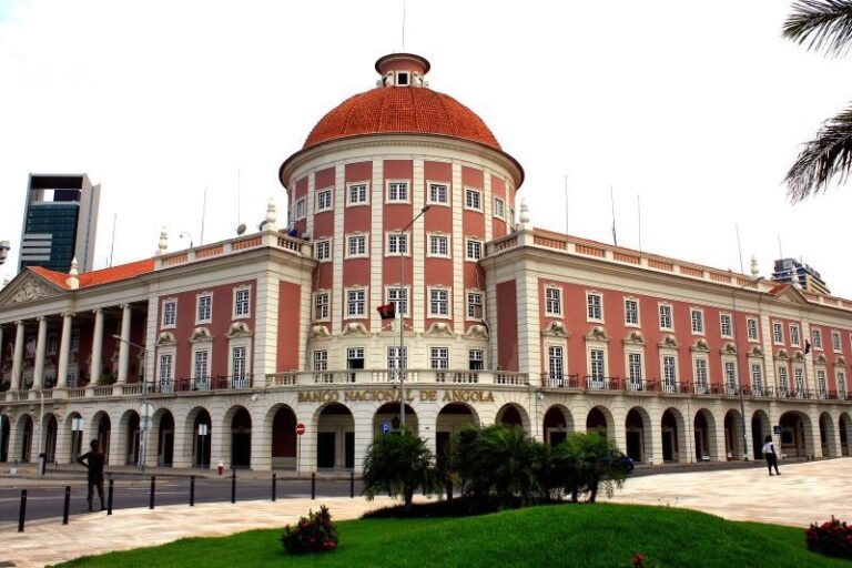 A97B2155-C75F-495E-B5CE-48BDC40B281D