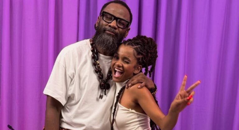 B8C4FBC2-FDBD-4414-86A7-FE08542A2CC1