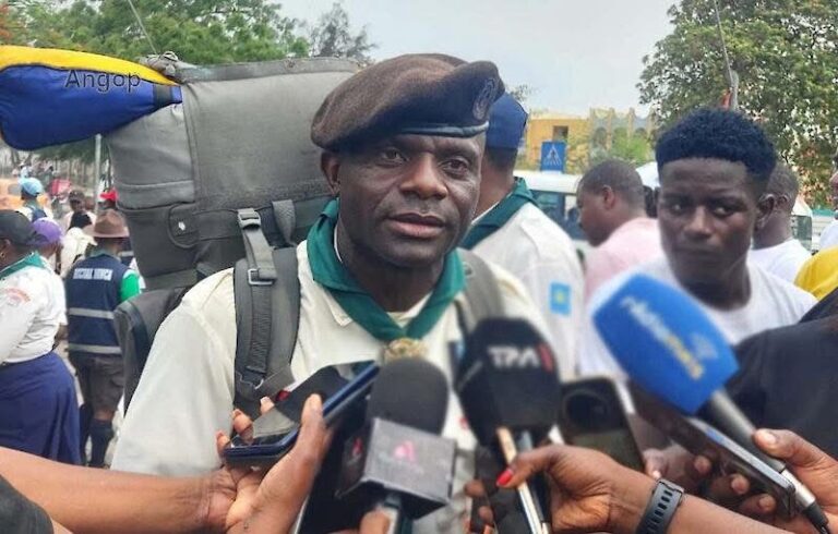 BDA1034F-96F0-4211-A3CD-42E8F059C989