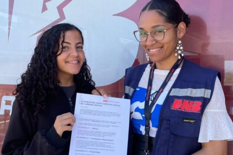 C746FAA2-B147-41B4-8D7A-BDE98BD044D5