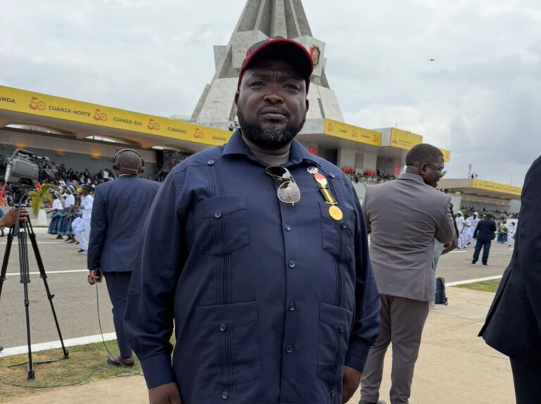 EADE64F3-8FFA-407A-942C-4ADA533642E4