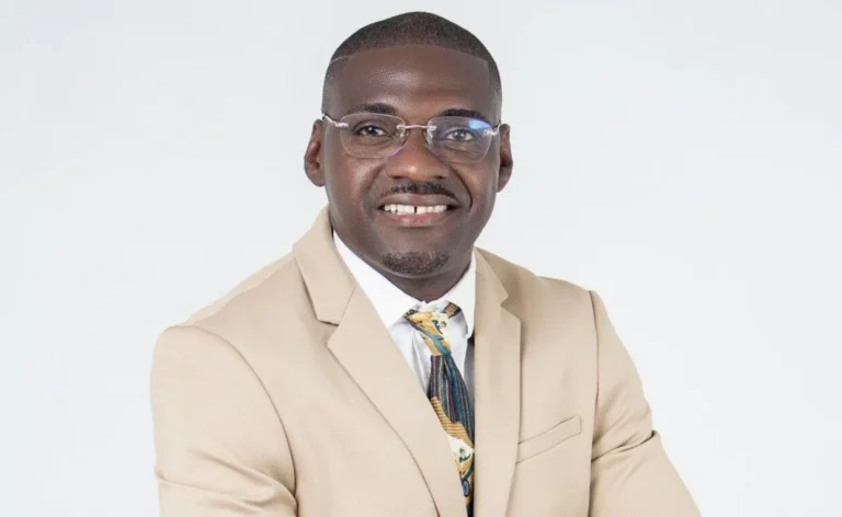 FAF4E241-1B50-4729-999F-8874345C3DBD