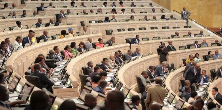 WhatsApp Image 2025-11-17 at 09.05.30