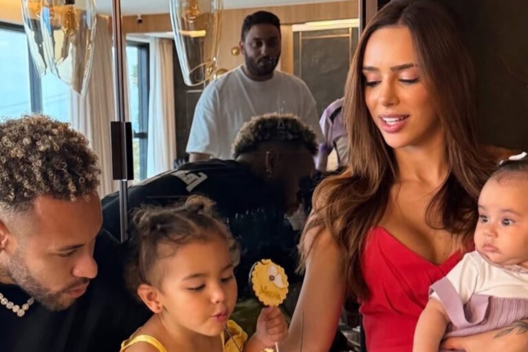 08CB9472-9EAA-4A7A-BA91-027488593BBB