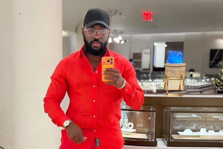 2AE65A9B-F613-4196-9A49-193632524490