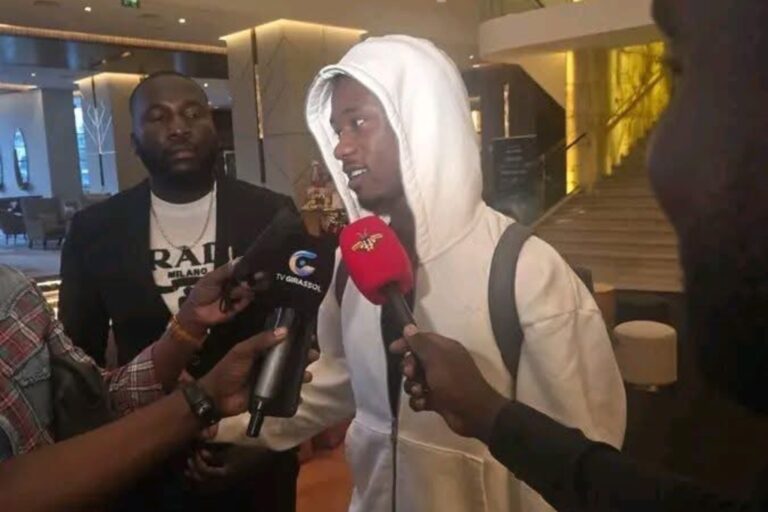 2D73D890-BBB9-4ED0-BF16-6629536B4AEA