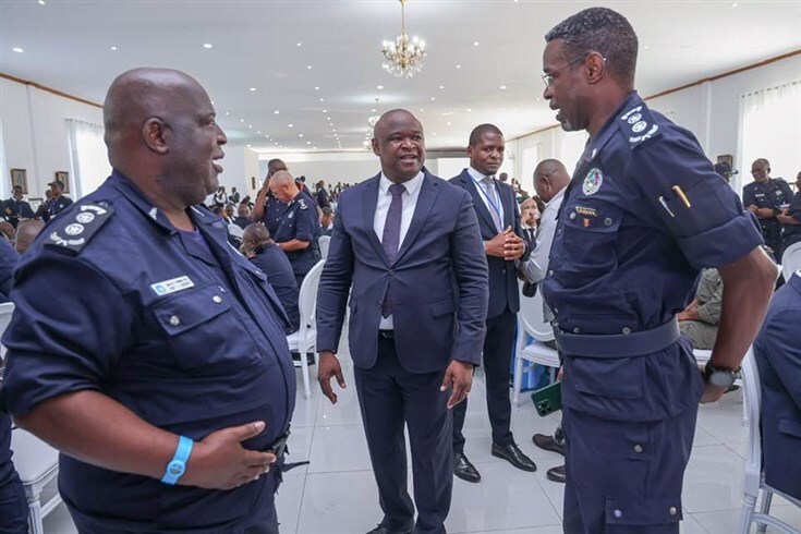 36296965-8FF4-4C9F-92DD-6A7750784E71