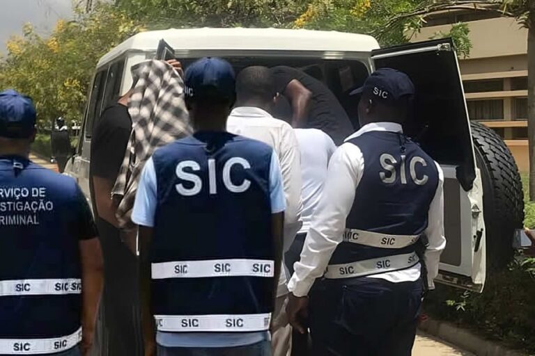 8DE61778-D82C-457C-9EFB-0AA89F534FE4