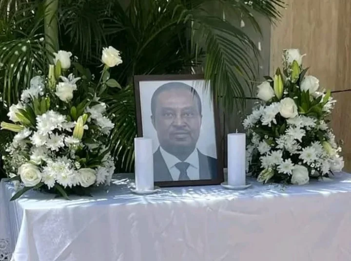 B43C38C5-EC76-4216-91C6-10DF437501C1