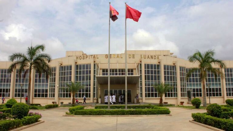 C9E2A60B-98BE-42F5-A475-05021E73E81F