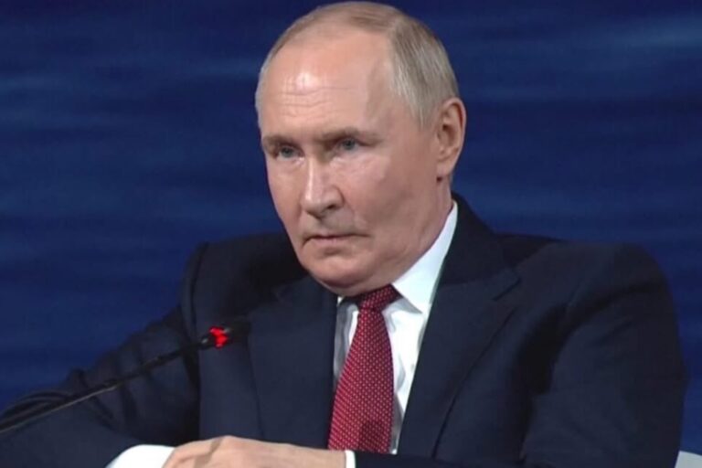 EDF8ED6A-C4CE-48FC-BED6-9E731FC0D691