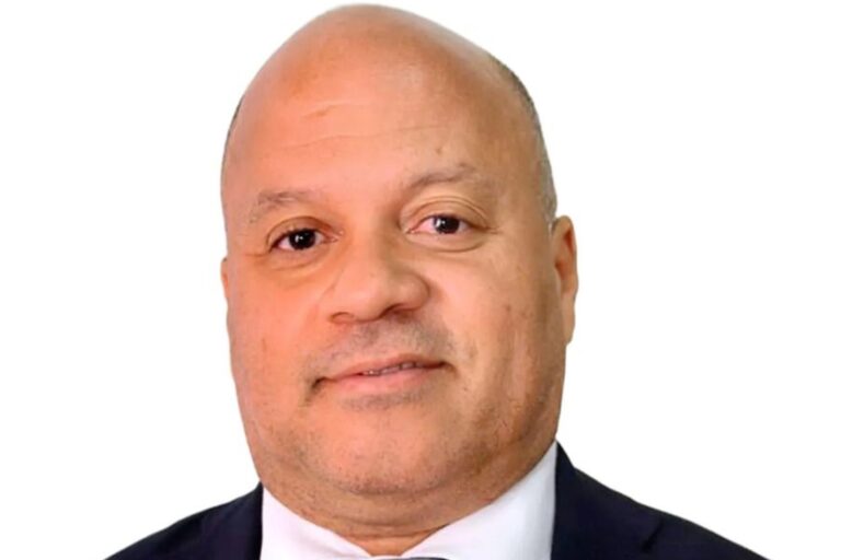 16112FF5-BD29-4E41-8725-A2B227775FFB