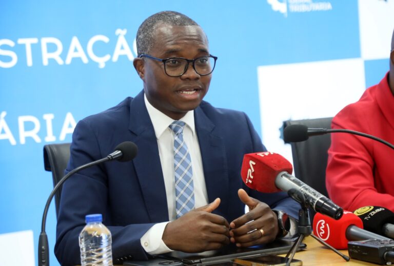 98597931-180D-4A0F-8257-371DA880C049