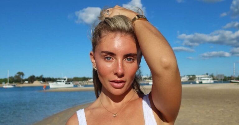 Bonnie-Blue-Wallpapers-1371x720