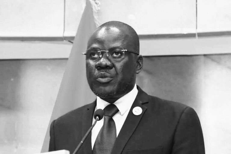 0836FD39-DDA1-47A5-8172-69AF18F3A8EE