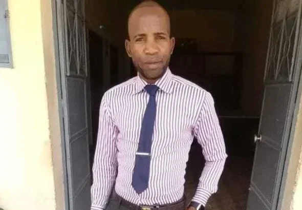 1D807E55-DAA9-431B-AE63-69CC976C8710