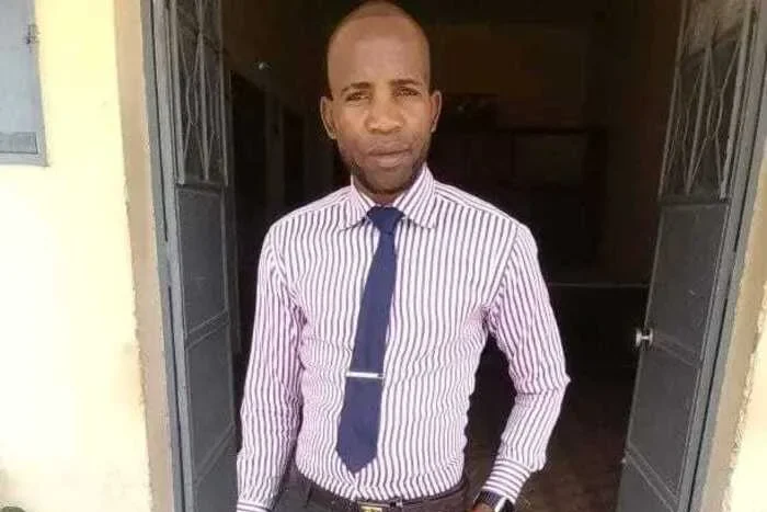 1D807E55-DAA9-431B-AE63-69CC976C8710