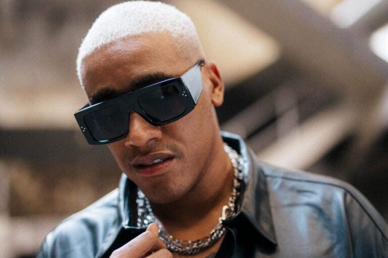 5C545953-5900-420F-A61D-FA97D913EFB6