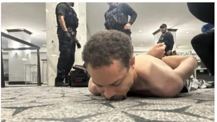 AC250DA6-36CE-4BA8-B284-CD677316C3E0