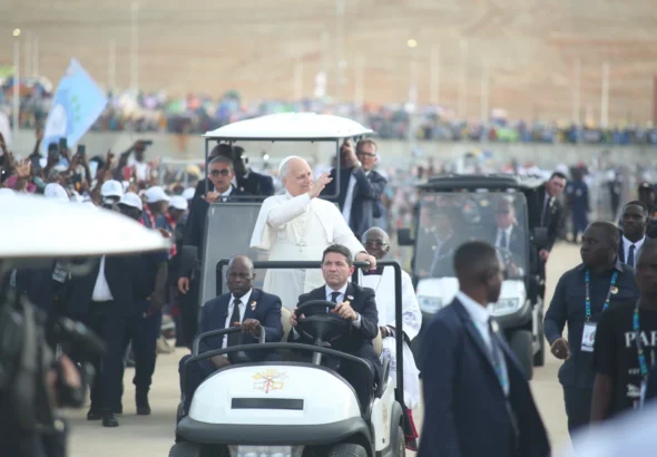 EB7298AB-6F4D-4984-81C9-1AAFE88B66AB